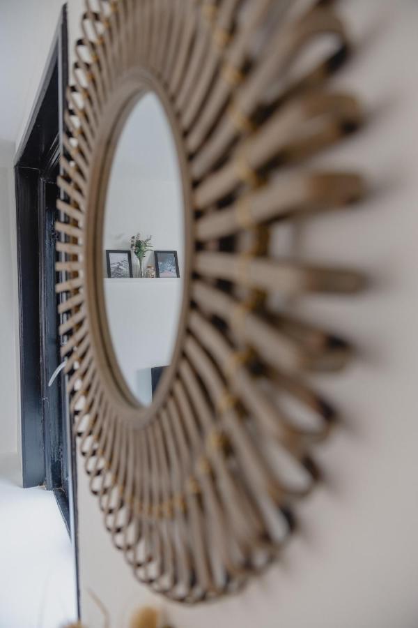 Madrid Suites Maastricht Bagian luar foto